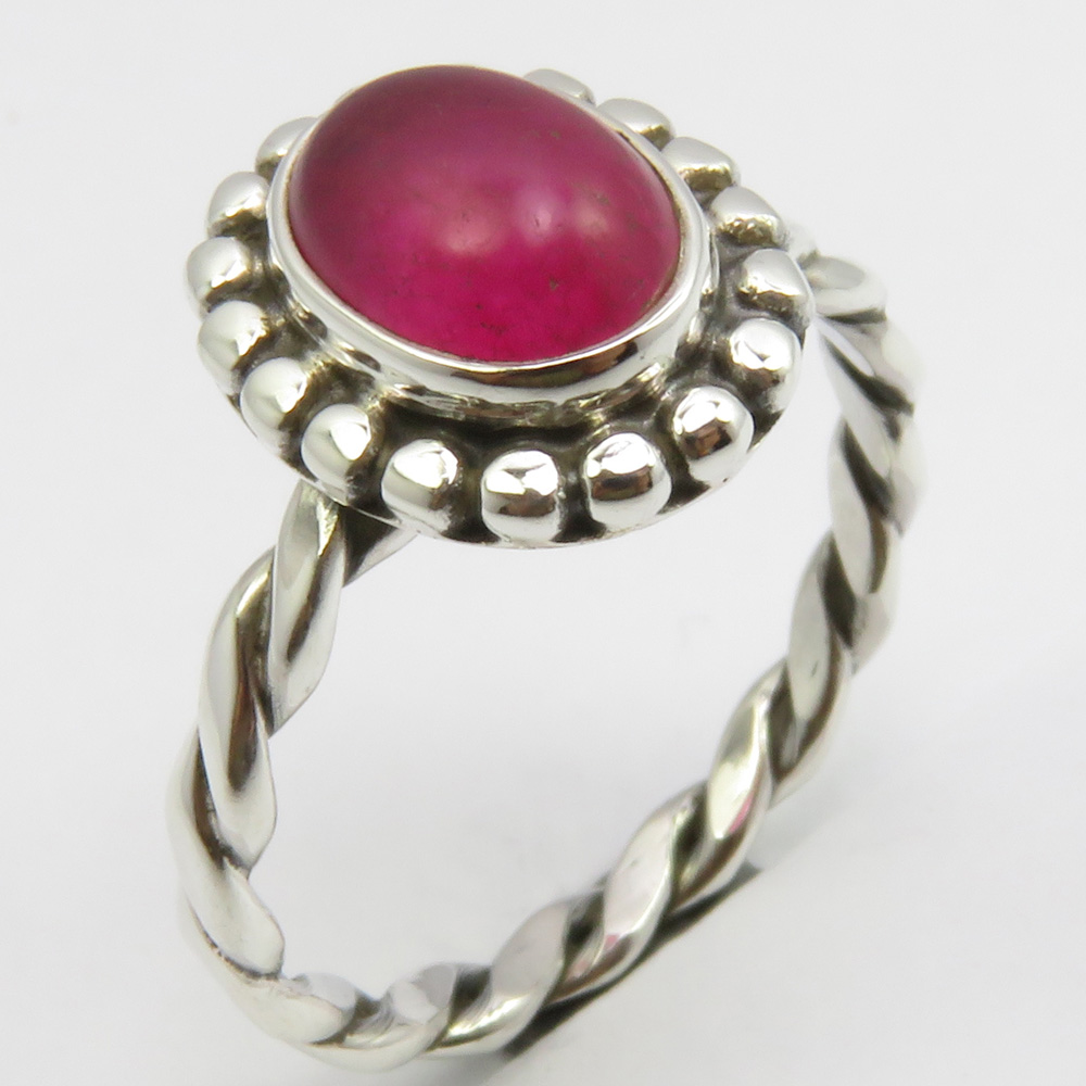 Cabochon Red Quartz Ring Size 7.5 Bijoux 925 Solid Silver Women/'s Unique Jewellery Expensive-Looking Engagement On Trend Jewelry Collection